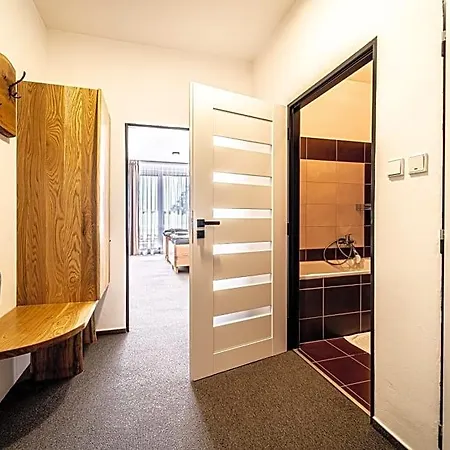Hotel Fontana *